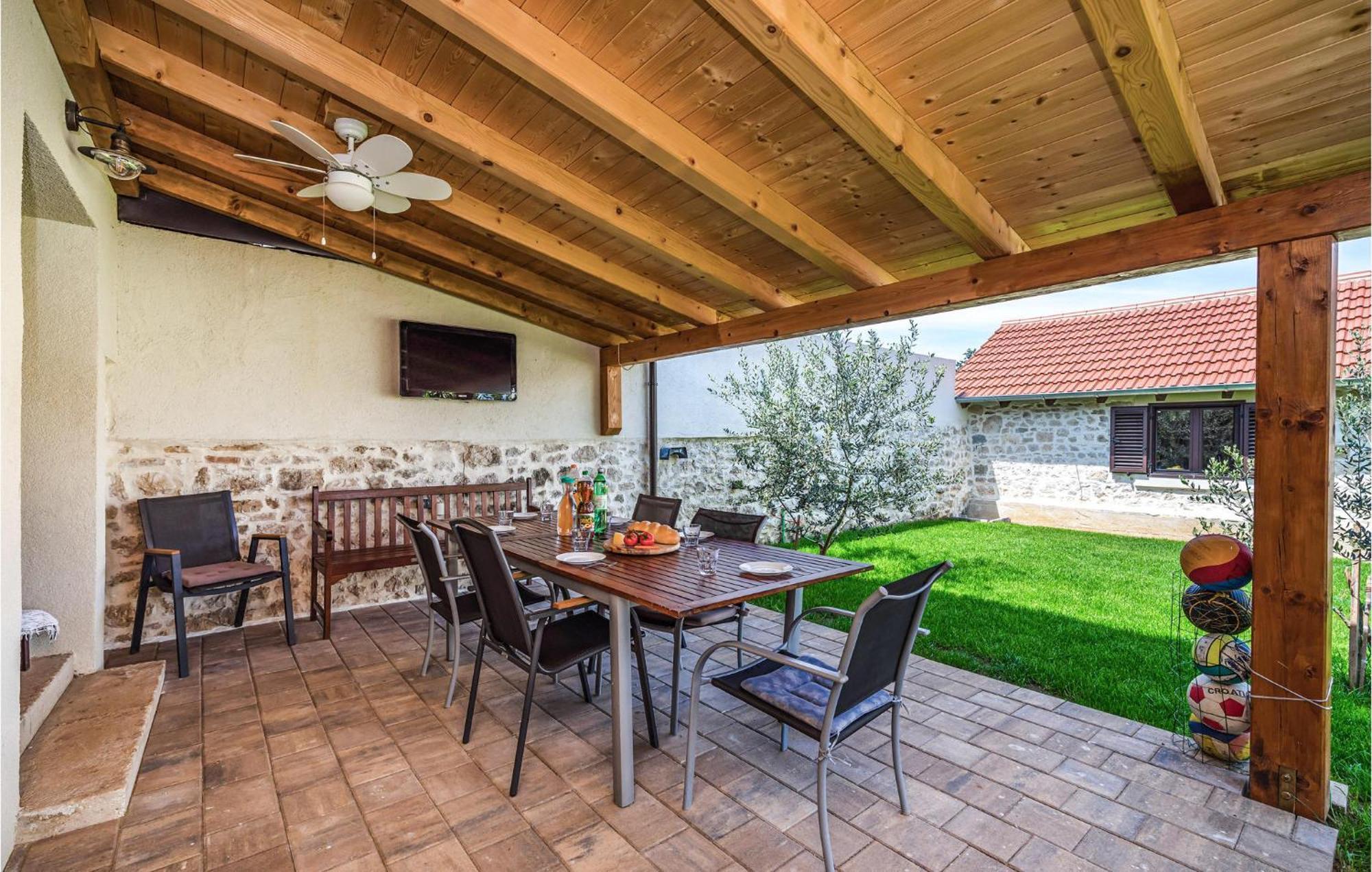 Pet Friendly Home In Murvica With Kitchen Bagian luar foto