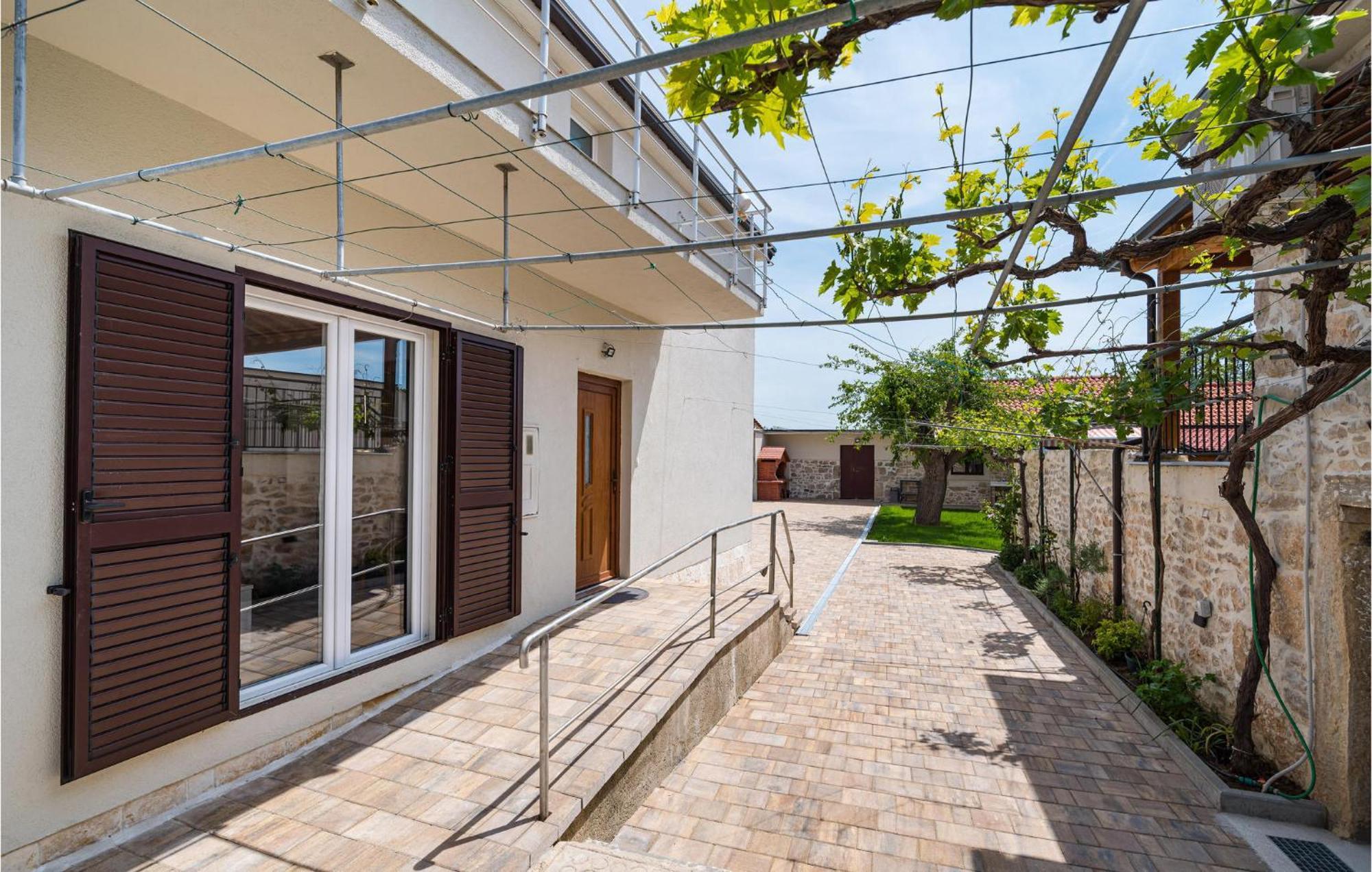 Pet Friendly Home In Murvica With Kitchen Bagian luar foto