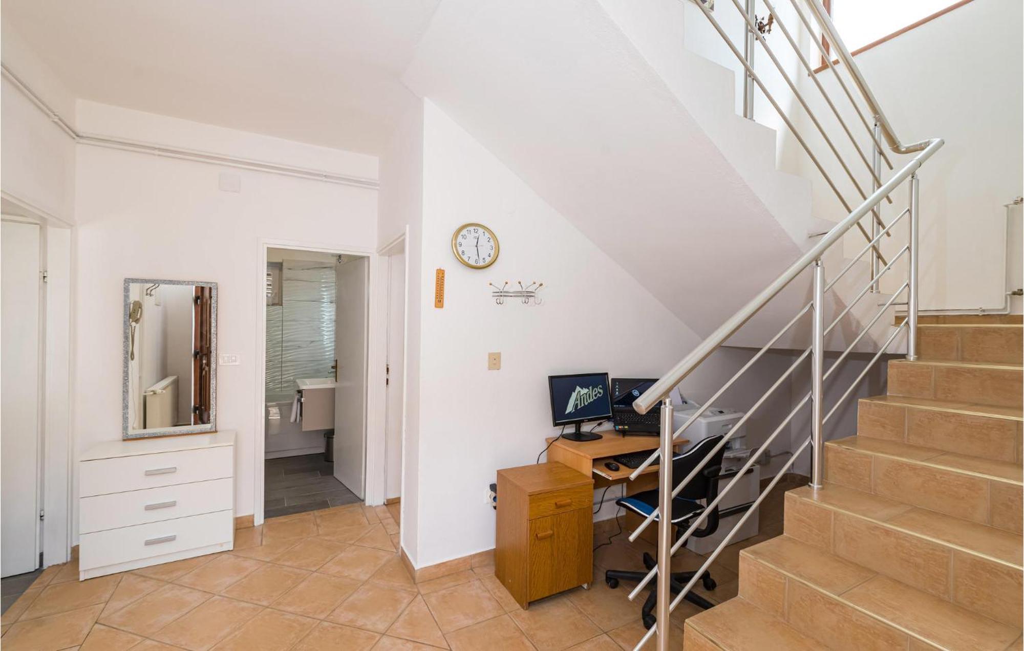 Pet Friendly Home In Murvica With Kitchen Bagian luar foto