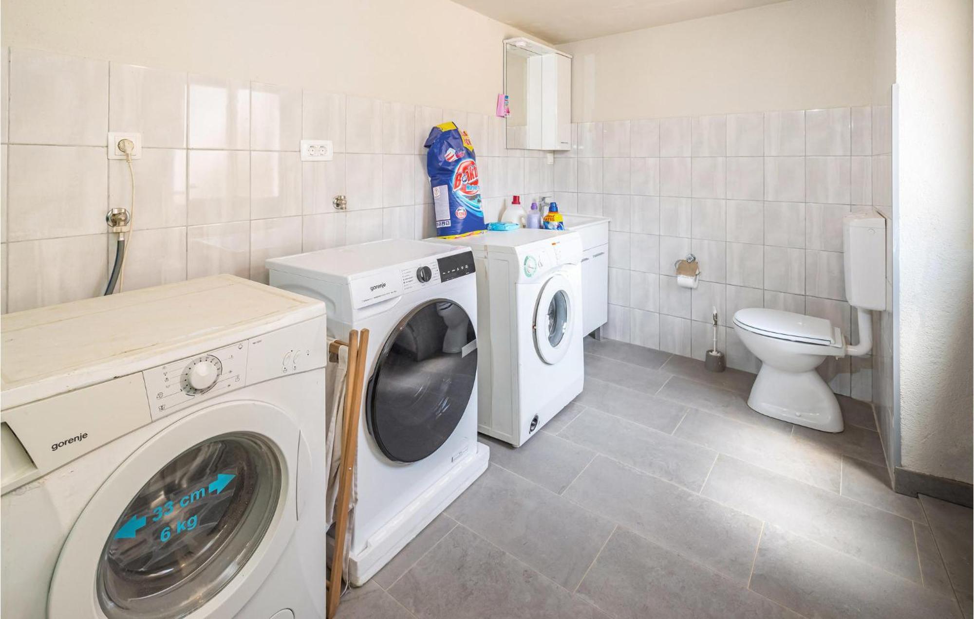 Pet Friendly Home In Murvica With Kitchen Bagian luar foto